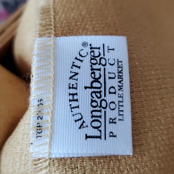 Longaberger Woven Memories Basket with Butternut fabric and Plastic Liner - Picture 10 of 15